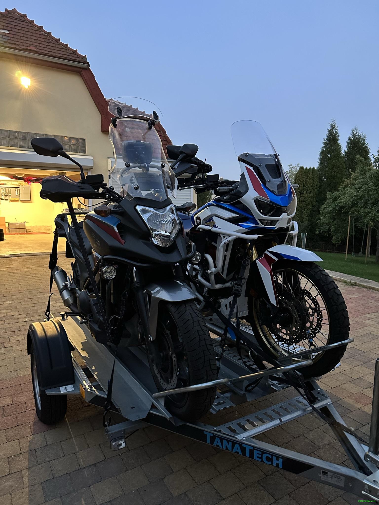 Přívěs na motocykly