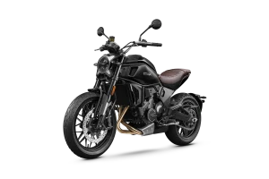 CFMOTO 700 CL-X HERITAGE černá 