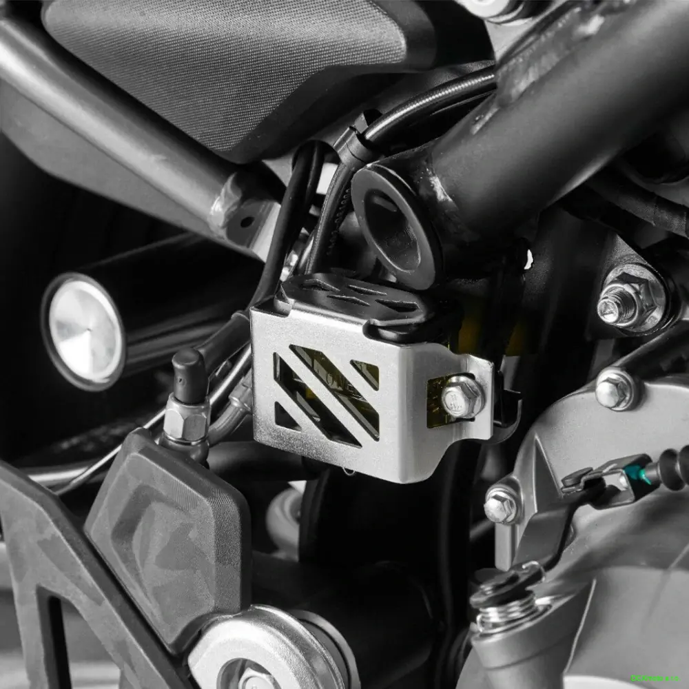 450MT Kryt nádržky zadní brzdové kapaliny