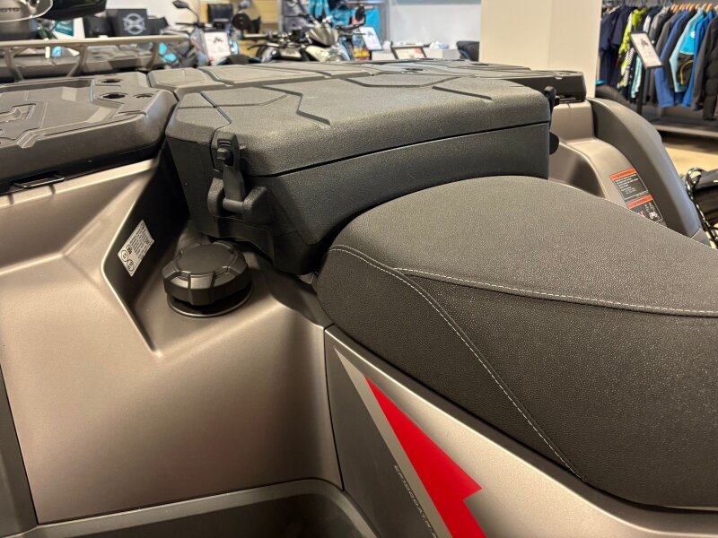 X850/X1000 G3 Sedlový box CFMOTO