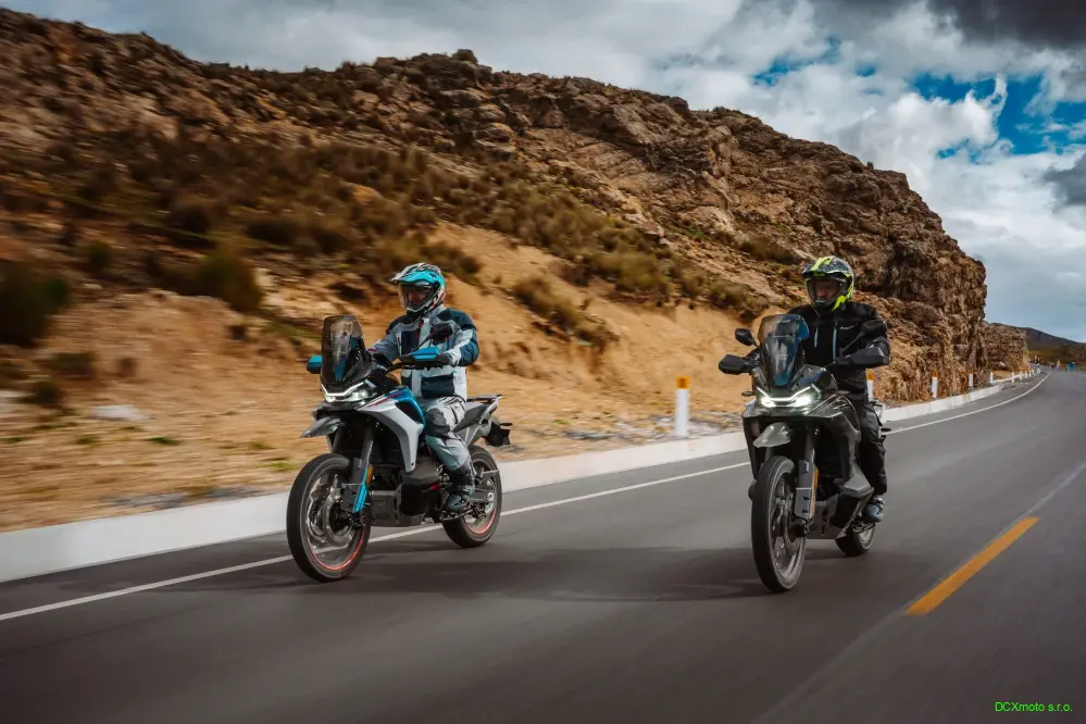 CFMOTO 800MT-X - skladem  MODRÁ/ČERNÁ!!