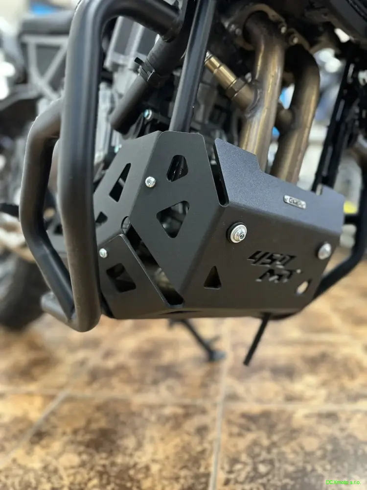 Kryt motoru 450MT