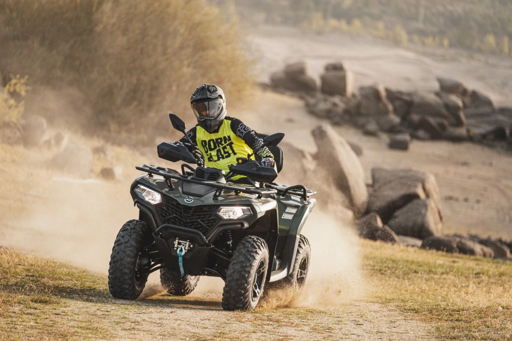 CFMOTO X520 EPS E5+ - zelená - PŘEDNÍ/ZADNÍ RÁM A ZADNÍ BOX ZDARMA!!!