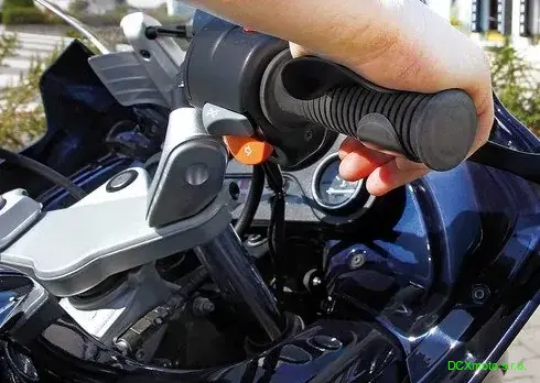 TEMPOMAT NA MOTOCYKL