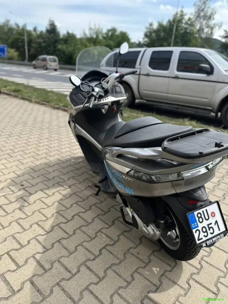 Piaggio X10 - PŮJČOVNA
