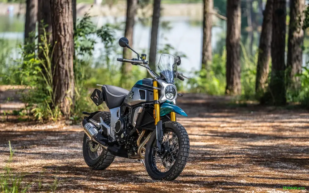 CFMOTO 700 CL-X ADVENTURE