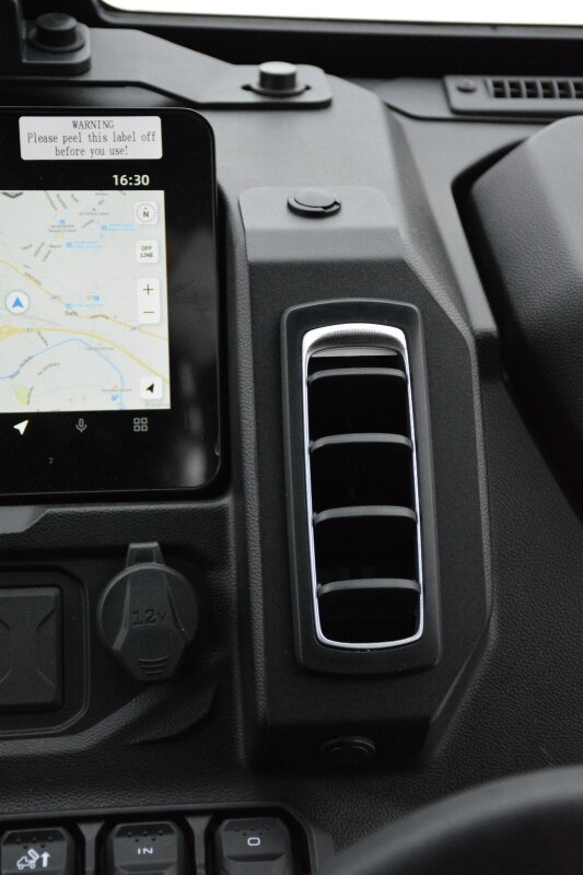 U10 PRO Kabina DFK (bez střechy)